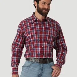 Wrangler Men's Red Plaid Wrinkle Resist Snap Shirt