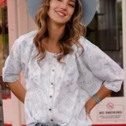 Miller International Cruel Women's Cream Paisley Print Short Sleeve Shirt