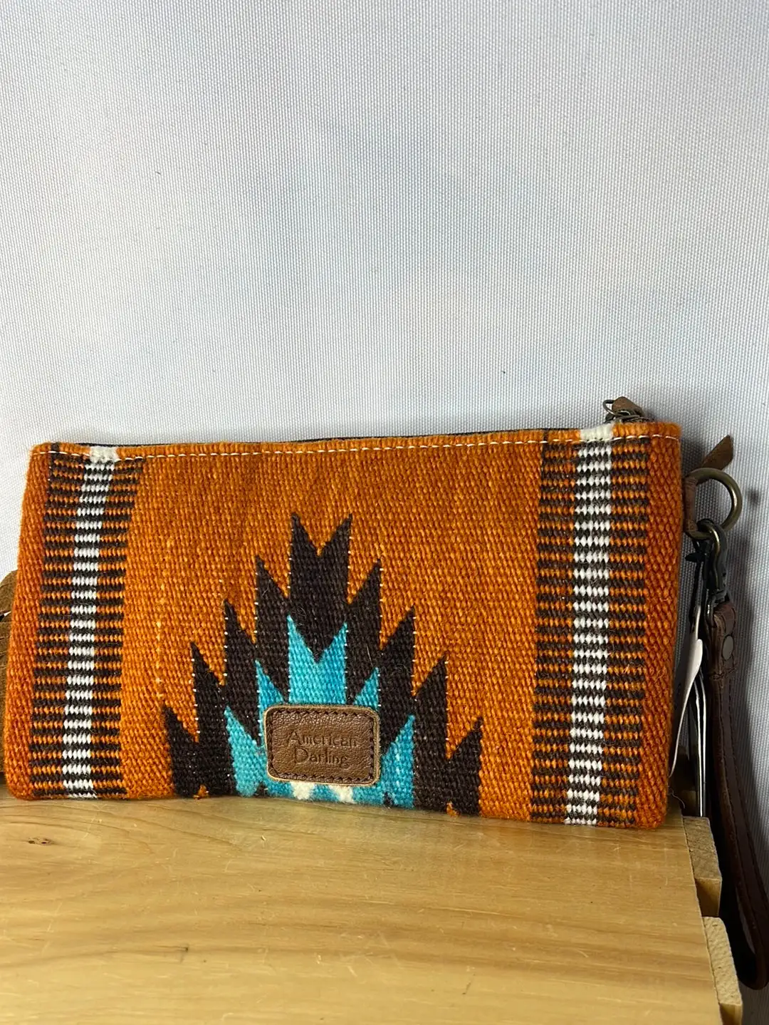 ADBG344D5 American Darling Wrist Wallet - Image 2