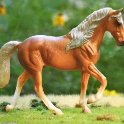 REEVES INTERNATIONAL Breyer Golden Palomino Walking Horse Stallion No. 88449