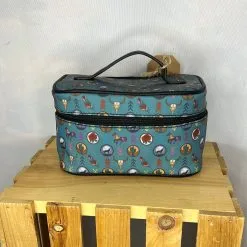 TRENDITIONS 2190744GRN Catchfly Studio Jewelry Bag