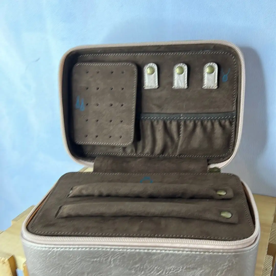 TRENDITIONS Justin Jewelry Case Blush Gold Metallic - Image 3